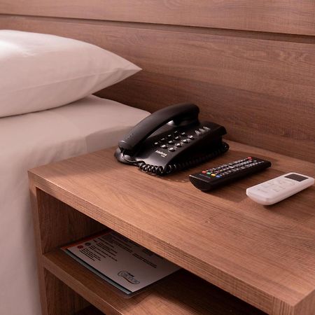 Hotel Conceicao リニャレス エクステリア 写真