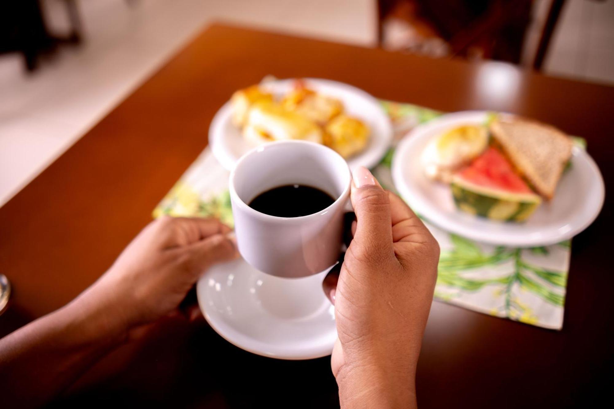 Hotel Conceicao リニャレス エクステリア 写真